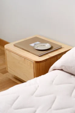ALLEBRO Sengebord
