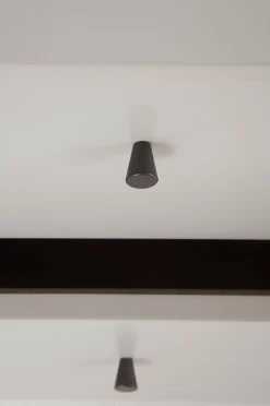 ANNEDAL Sengebord