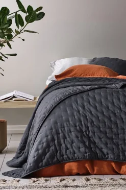 Bedspread 180 Calm sengetæppe