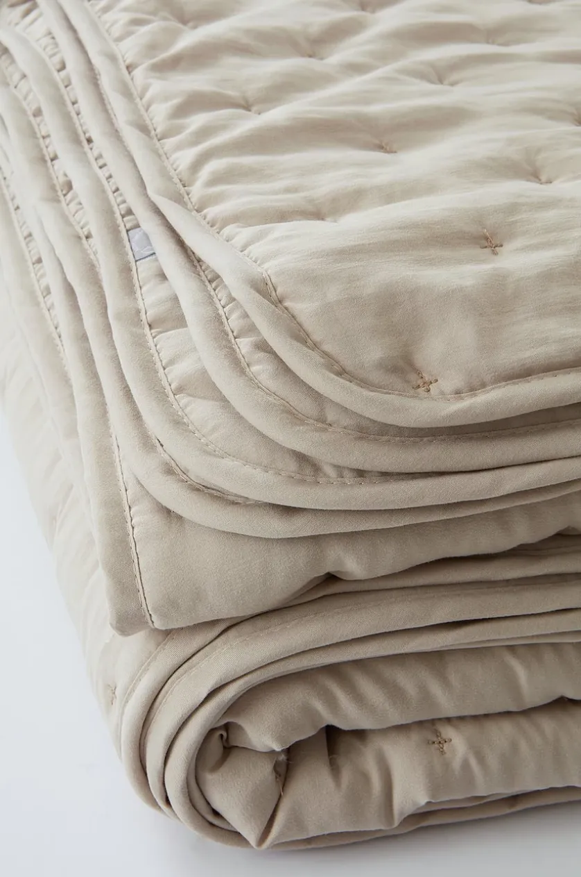 Bedspread 180 Calm sengetæppe