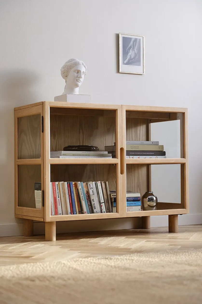 DAFNES vitrineskab 70 cm