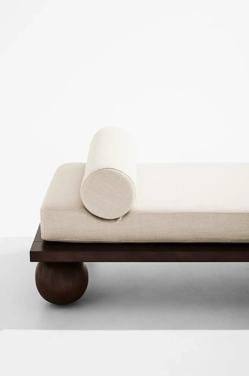 Julia daybed