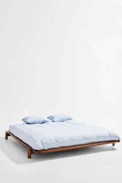 Julie sengeramme i fyrretræ 180 cm