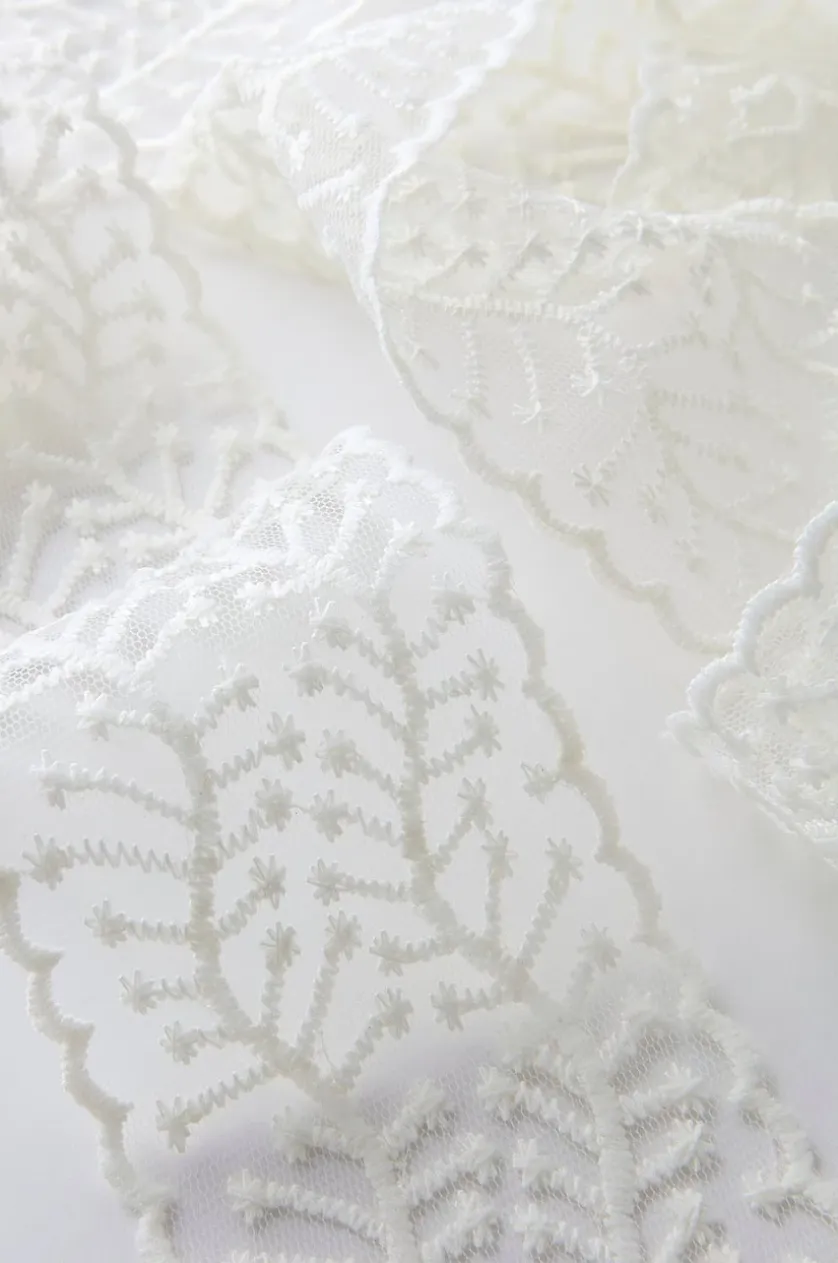 LACIRA LACE