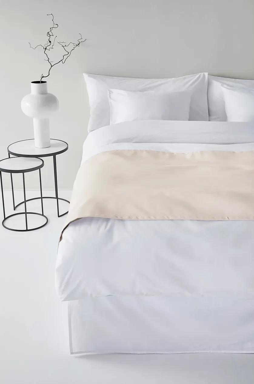 LEA sengetæppe i hotelstil 60 cm