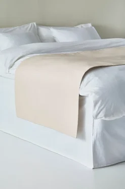 LEA sengetæppe i hotelstil 45 cm