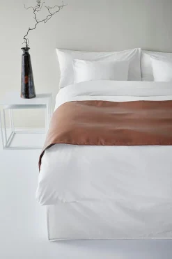LEA sengetæppe i hotelstil 60 cm