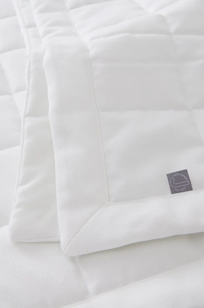 LINDEN sengetæppe i hotelstil
